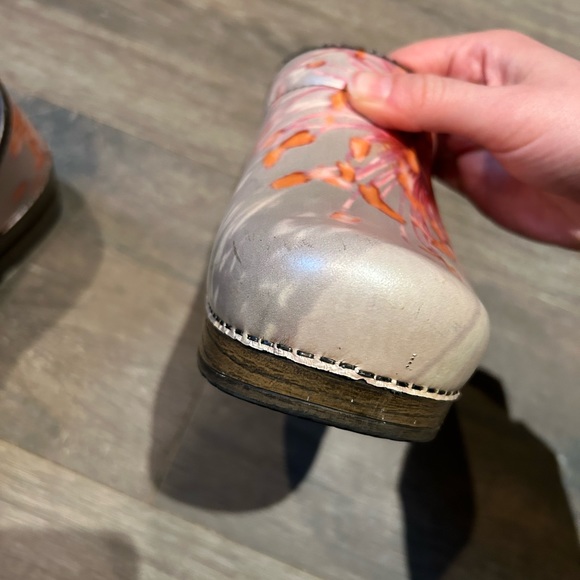 Floral Pink Poppy Dansko Mules/Clogs - Picture 5 of 14